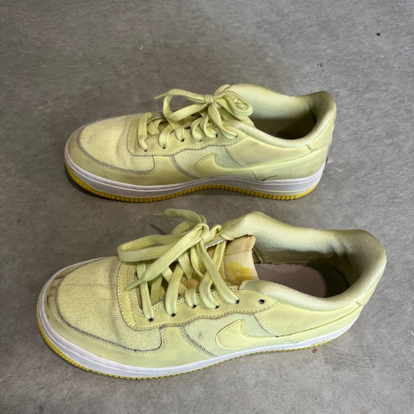 Yellow Sparkly Airforce size 5.5 Y - Picture 3 of 6